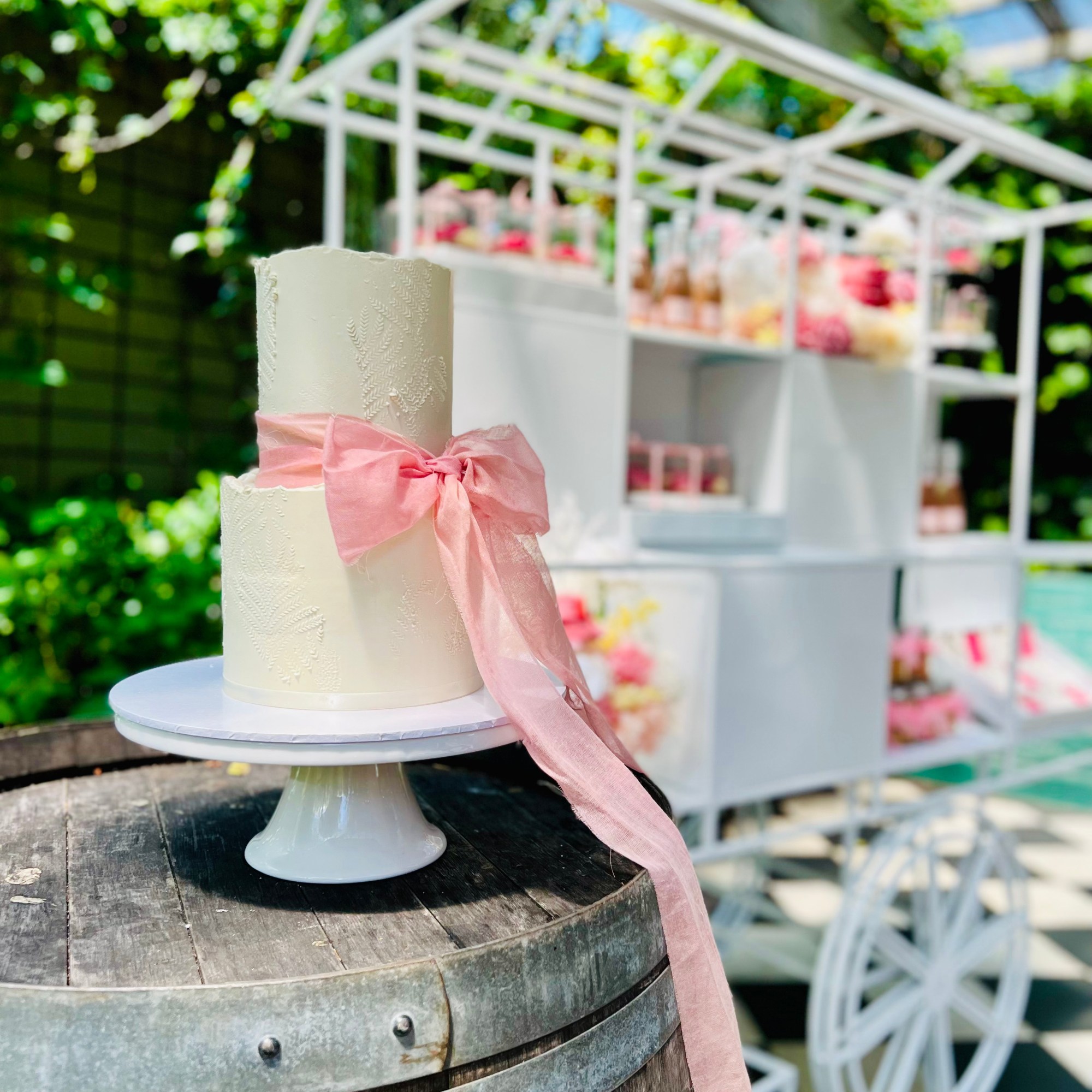 Bridal shower cakes for event in Sydney