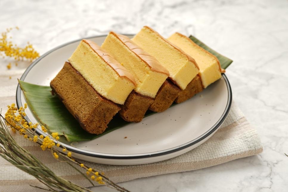 Kue lapis malang Indonesian layered sponge cake chocolate vanilla with jam